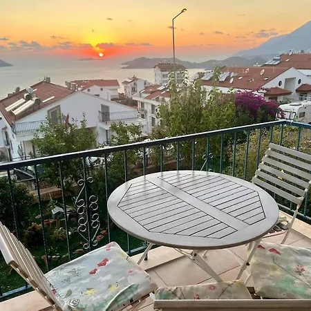 Deniz Manzarali Evi Apartamento Kaş