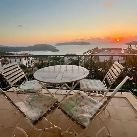 Deniz Manzarali Evi *