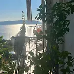 Deniz Manzarali Evi كاس