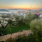 Deniz Manzarali Evi كاس